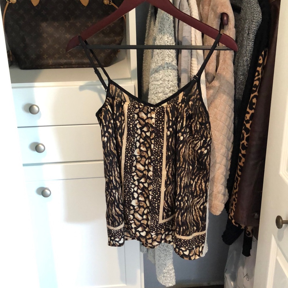 Express Tank Top - Picture 2 of 4